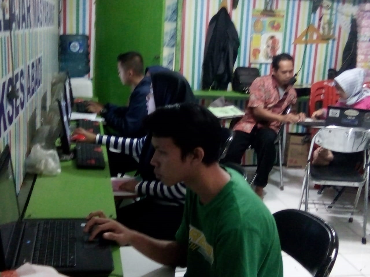 Kegiatan Belajar Komputer